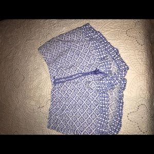 Patterned sleep shorts